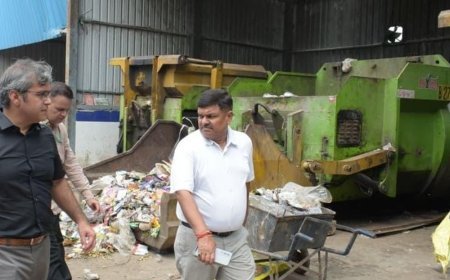 दक्षिणी दिल्ली में सफाई व्यवस्था का आयुक्त ने लिया जायजा:अतिक्रमण पर कार्रवाई के निर्देश, एफसीटीएस में पुराने कचरे की सफाई के आदेश