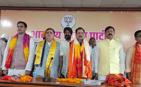 पंजाबी गौरव सम्मेलन को भव्य बनाने में जुटें कार्यकर्ता