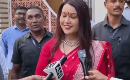 महाराष्ट्र CM की पत्नी बोलीं-मुस्लिमों का गरबा देखना गलत नहीं:त्योहार का शांतिपूर्वक आनंद लेने में क्या बुराई; मंत्री राणे ने विरोध किया था