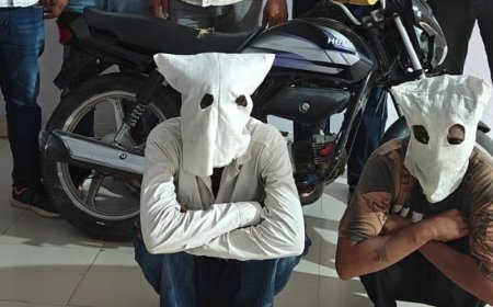 हांसी पुलिस ने अरेस्ट किए दो बाइक चोर:बिना नंबर प्लेट की मोटरसाइकिल पर भाग रहे, हिसार से चुराई, चेसिस नंबर से हुआ खुलासा