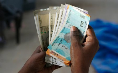 Fiscal Deficit को 4.3 प्रतिशत रखने के लिए Central Government लेगी 7.86 लाख करोड़ का कर्ज