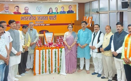राम मंदिर आंदोलन प्रणेता स्वर्गीय सिंहल को जन्मशताब्दी पर भाजपा परिवार ने दी श्रद्धांजलि!*