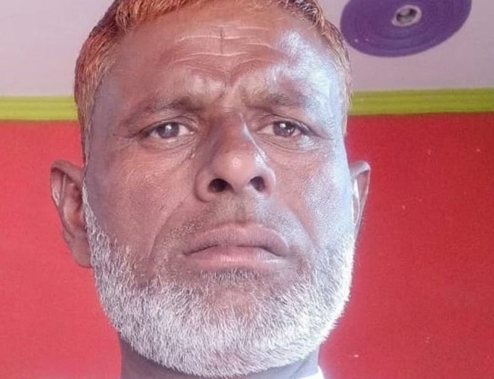 नूंह में संदिग्ध परिस्थिति में दुकानदार की मौत:दुकान के बाहर सो रहा, शरीर पर चोट के निशान, परिजनों ने जताई हत्या की आशंका