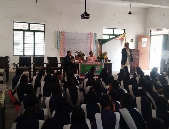 अटल उत्कर्ष राजकीय बालिका इंटर कॉलेज शक्तिफार्म जिला उधम सिंह नगर* में जागरूकता अभियान चलाया गया