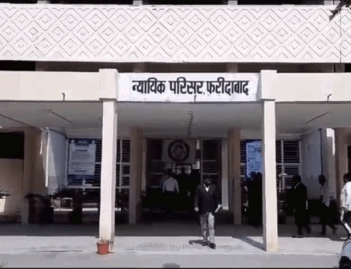 फरीदाबाद लोक अदालत में 1.25 लाख मामलों का निपटारा:19 बेंचों ने की सुनवाई; सबसे ज्यादा ट्रैफिक चालान के मामले सुलझे