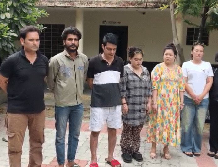 जयपुर के रिसोर्ट में पुलिस की रेड,7 विदेशी युवतियां डिटेन:वीजा अवधि खत्म होने पर कार्रवाई; पार्टी कर रहे 3 स्थानीय युवक भी पकड़े