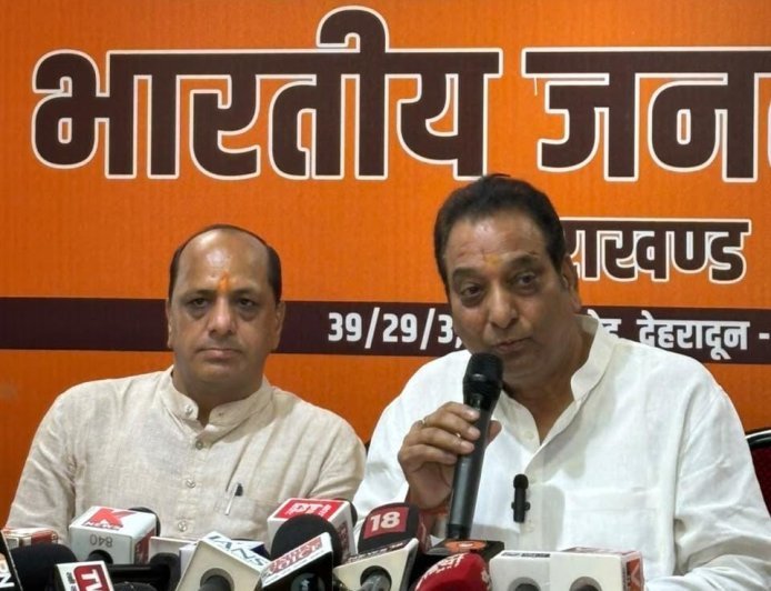 सामने आ रहे घोटाले राजनैतिक भ्रष्टाचार का असली काला चेहरा : चमोली