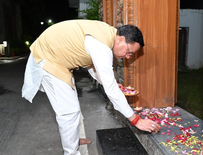 भाजपा मुख्यालय में हर्षोल्लास से मनाया गया प्रधानमंत्री नरेंद्र मोदी का जन्मदिन!*