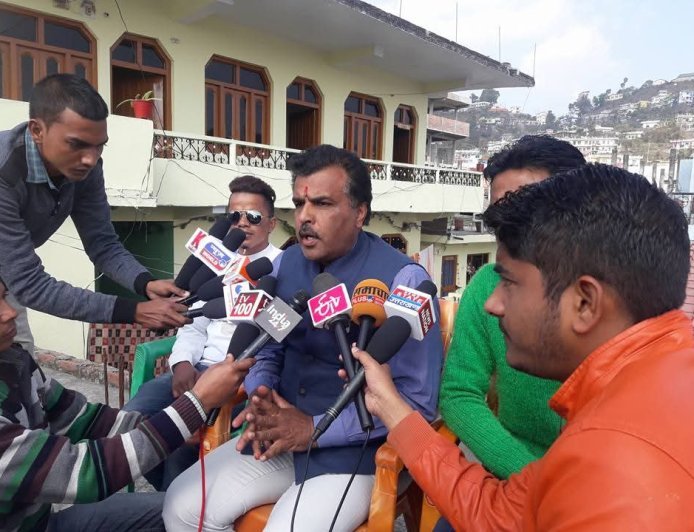 हरदा बताए, शक्ति प्रदर्शन भ्रष्टाचार के समर्थन में या कांग्रेस में खोया सम्मान पाने के लिए: सुरेश जोशी*