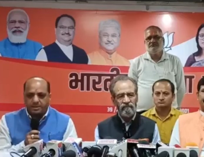 हरीश रावत के शक्ति प्रदर्शन ने खोली कांग्रेस की अंदरूनी खींचतान की पोल : मुन्ना सिंह चौहान*