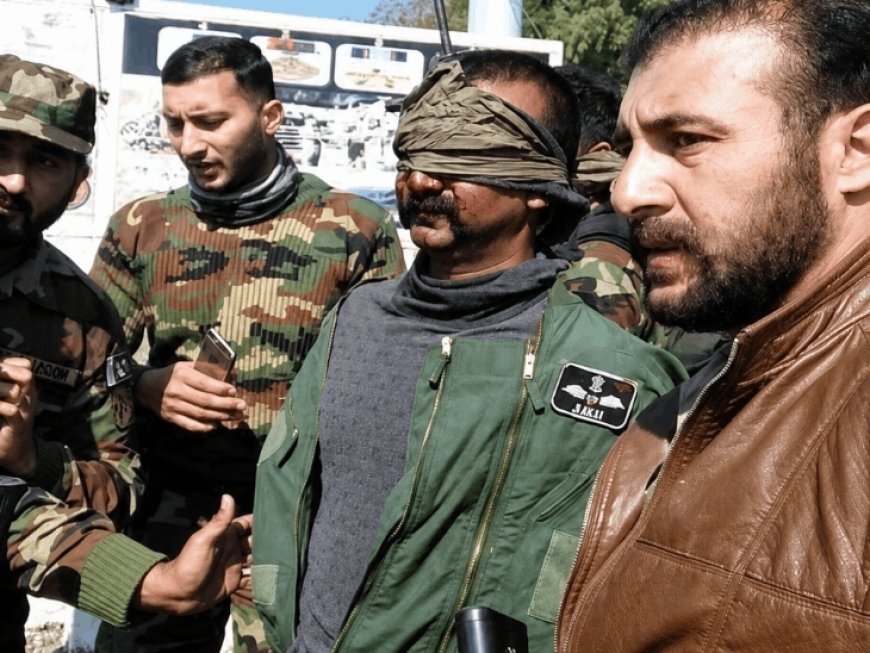 पाकिस्तानी जेट गिराने वाले अभिनंदन ने एयरफोर्स छोड़ी:बालाकोट स्ट्राइक के दौरान 60 घंटे पाकिस्तान की कैद में रहे; अब उड़ाएंगे यात्री विमान
