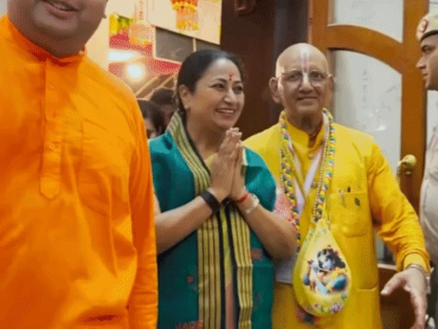 जन्माष्टमी पर कान्हा का आशिर्वाद लेने पहुंची सीएम रेखा गुप्ता:कहा- श्रीकृष्ण का संदेश आज भी मानवता का मार्गदर्शक