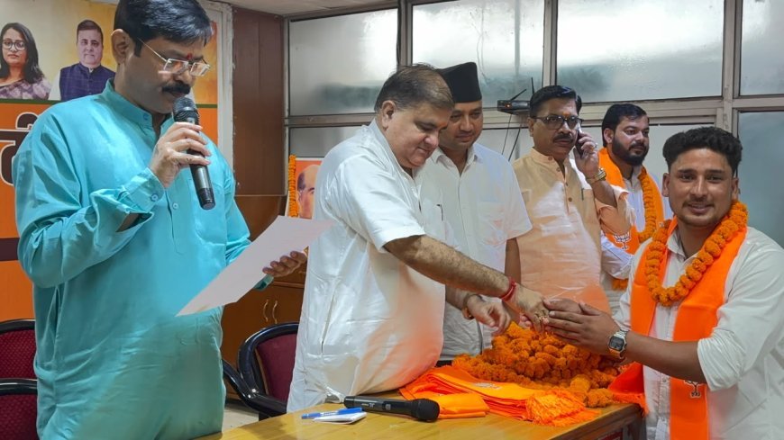 चंपावत से नगर पंचायत अध्यक्ष समेत 31 जनप्रतिनिधियों ने भाजपा का दामन थामा!*