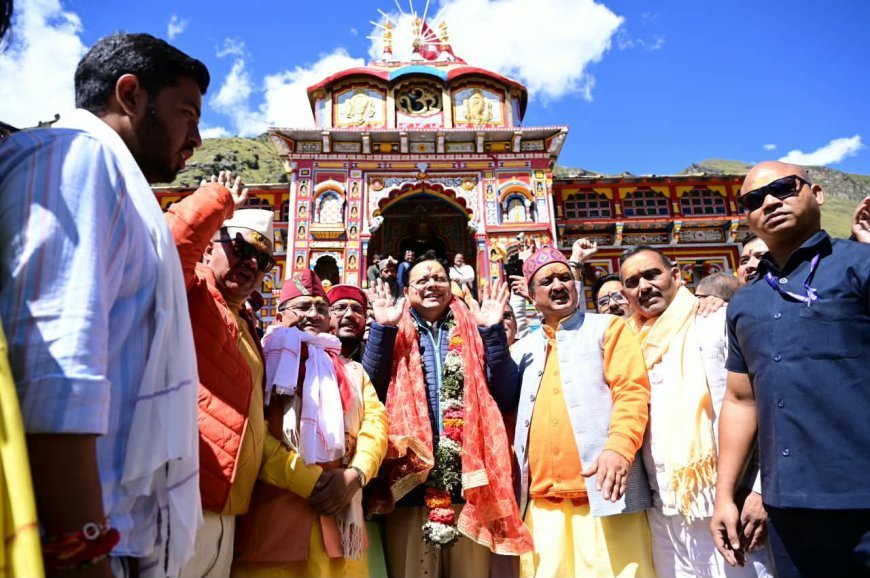 *श्री बदरीनाथ धाम में मुख्यमंत्री ने की पूजा-अर्चना, मास्टर प्लान के कार्यों का लिया जायजा*