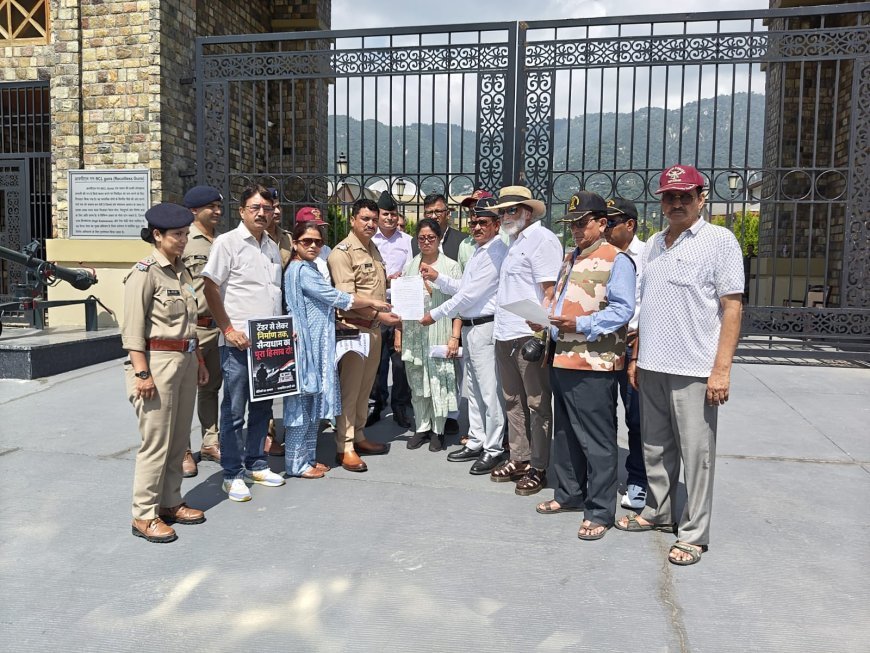 सैन्यधाम के मुद्दे पर पूर्व सैनिक विभाग का धरना-प्रदर्शन*